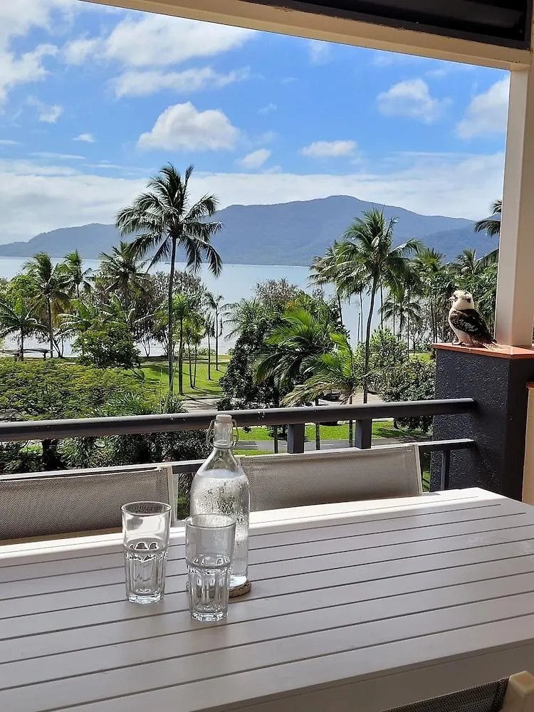 North Cove Waterfront Suites Cairns 4*,  Australia